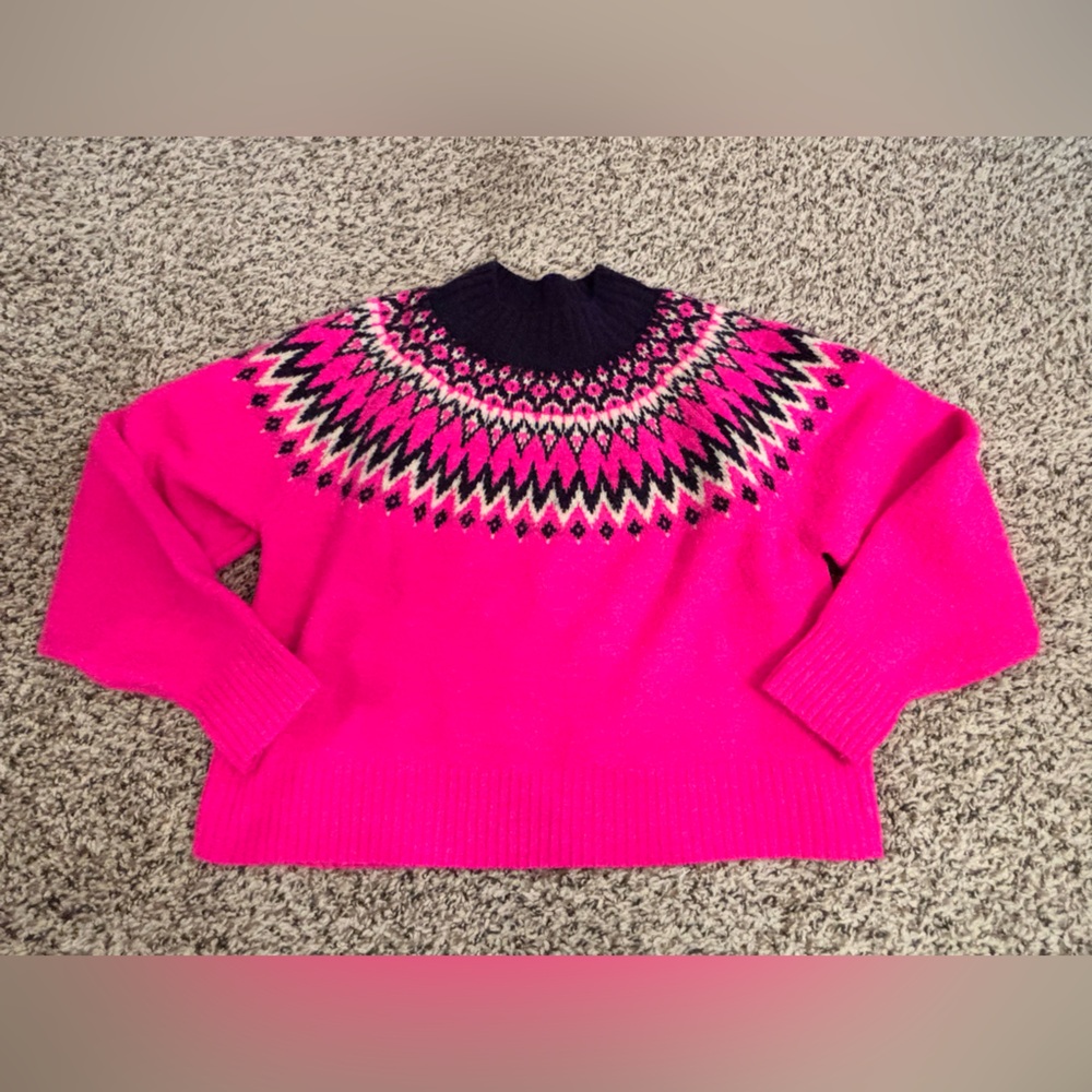 GAP Vibrant Pink and Black Patterned Turtleneck Sweater